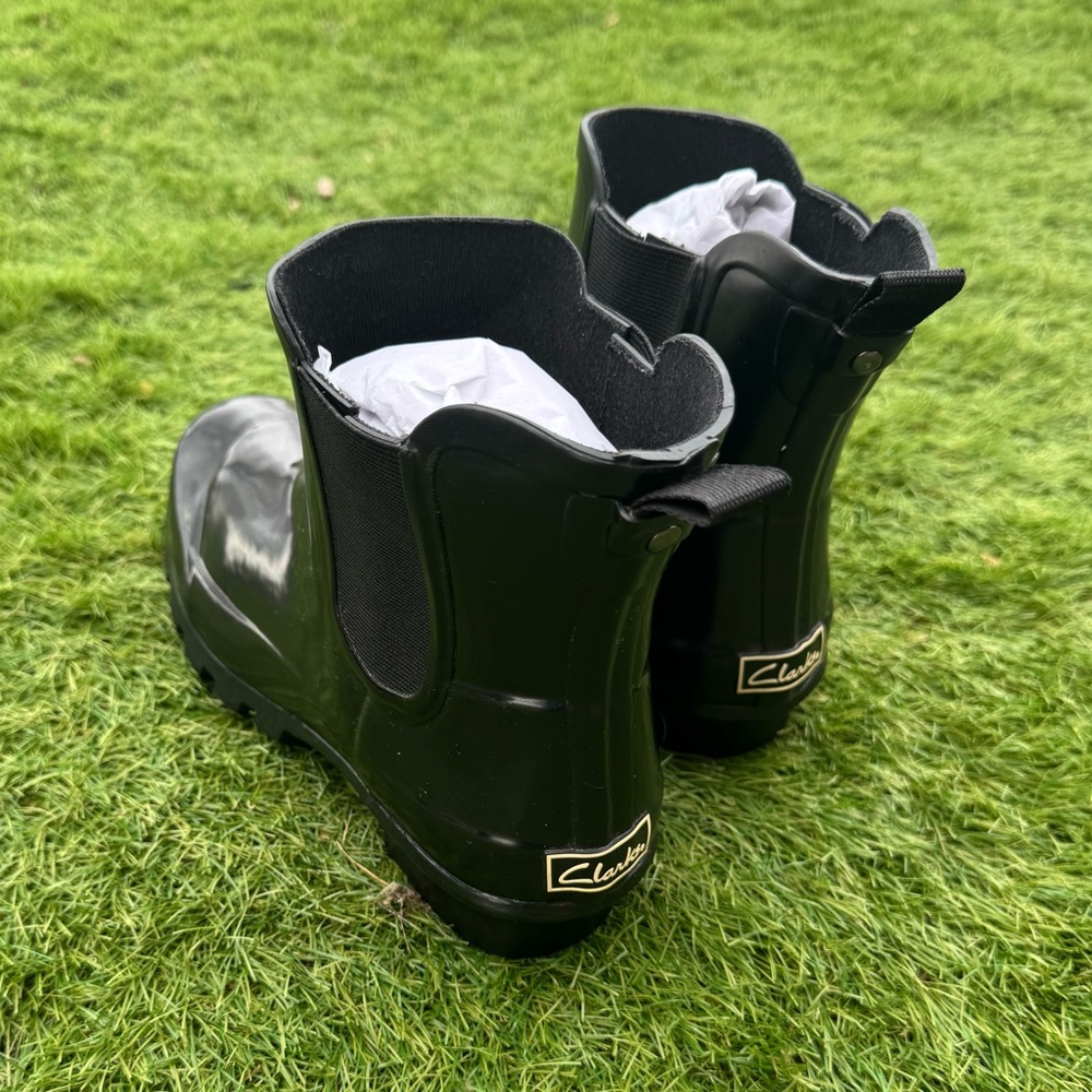 Clark’s Black Ankle Rain Boots - Picture 2 of 15